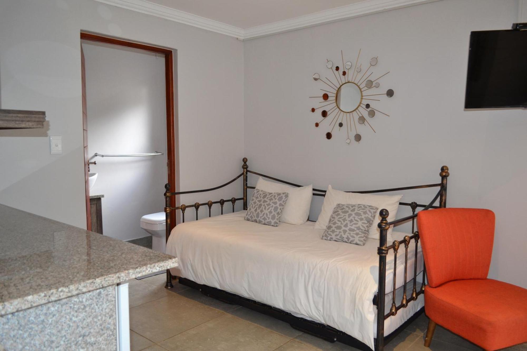 Sleep@84 Hotel Dullstroom Buitenkant foto